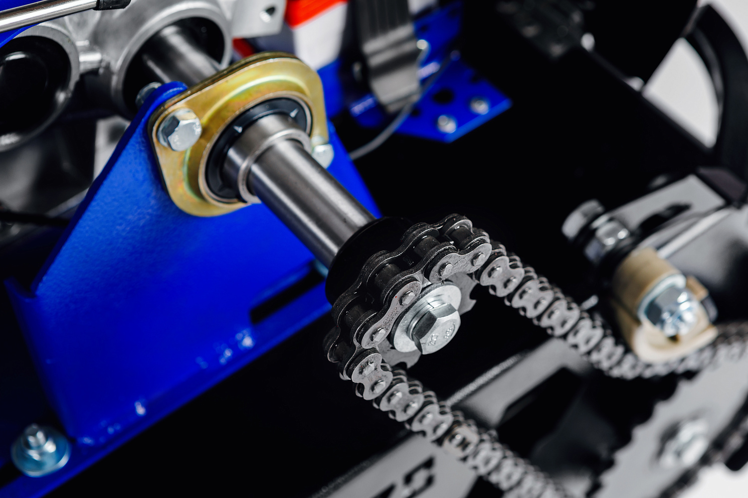 МОТОБУКСИРОВЩИК IKUDZO LONG 2.0 1700/500 EKR19 в Уссурийске