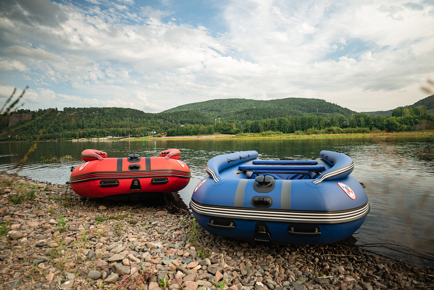 Лодка MISHIMO RIVER FJET PRO 430  под водомет в Уссурийске