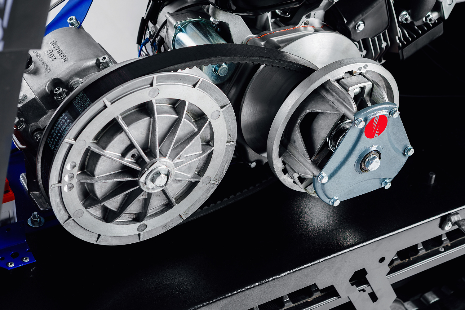 МОТОБУКСИРОВЩИК IKUDZO LONG 2.0 1700/500 EKR19 в Уссурийске