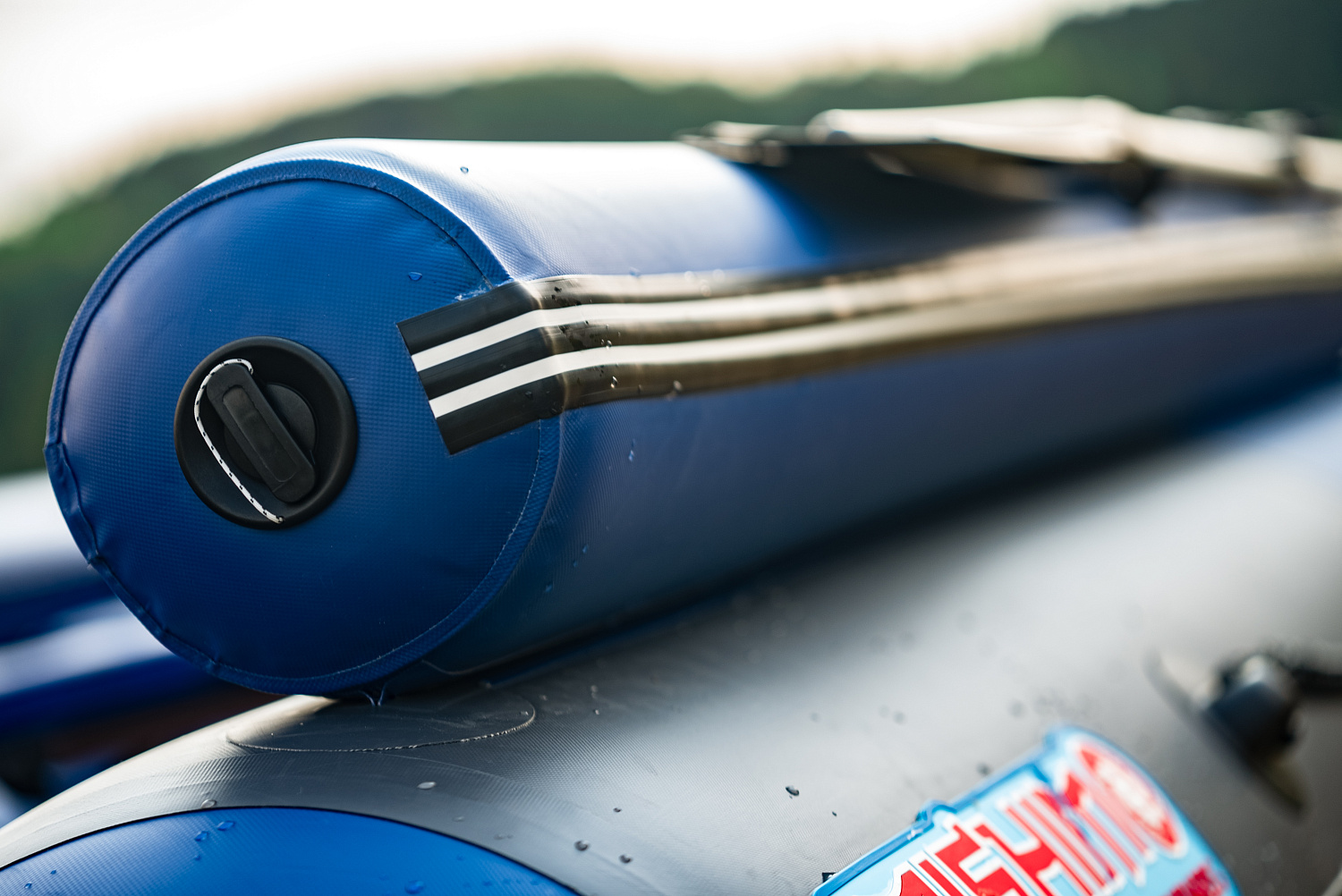 Лодка MISHIMO RIVER FJET PRO 430  под водомет в Уссурийске