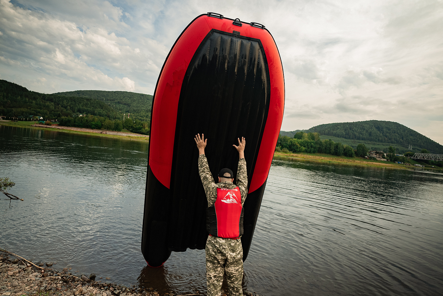 Лодка MISHIMO RIVER FJET PRO 430  под водомет в Уссурийске