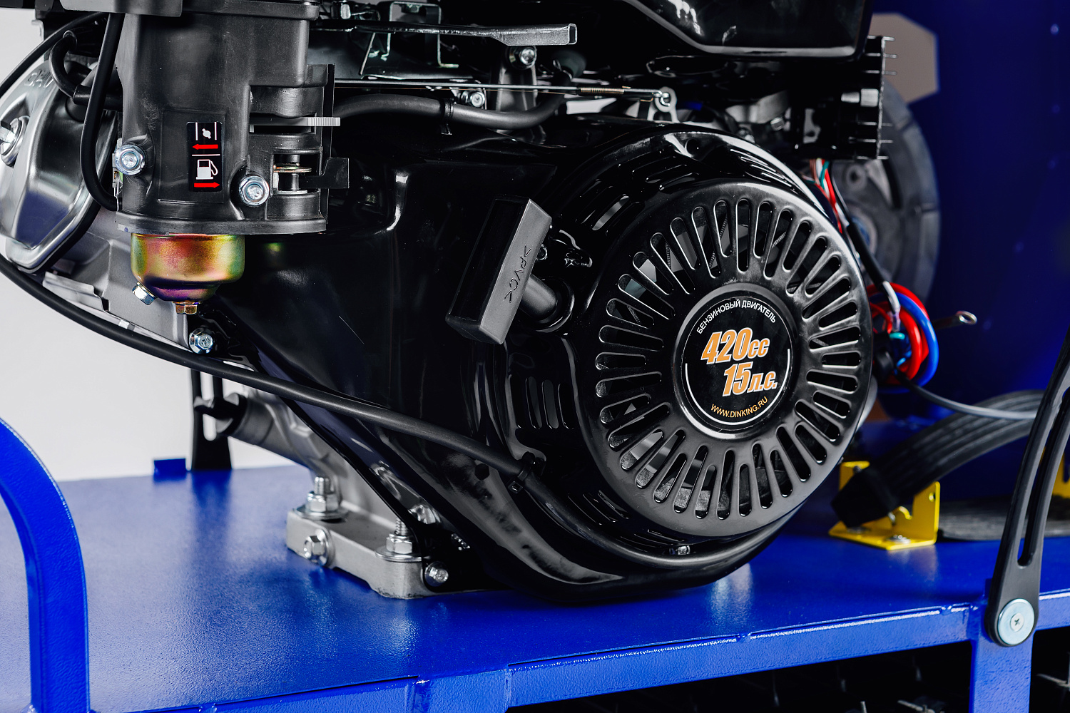 МОТОБУКСИРОВЩИК SNOW DOG 15 л.с. в Уссурийске