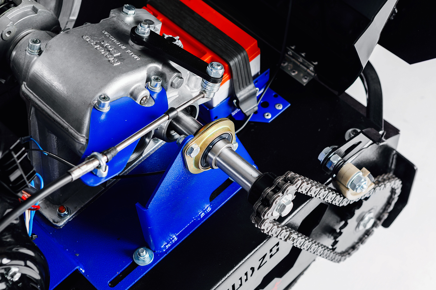 МОТОБУКСИРОВЩИК IKUDZO LONG 2.0 1700/500 EKR19 в Уссурийске