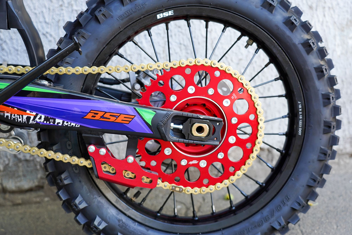 Эндуро / кроссовый мотоцикл BSE T7 Joker (ZS174-5А) Sport в Уссурийске