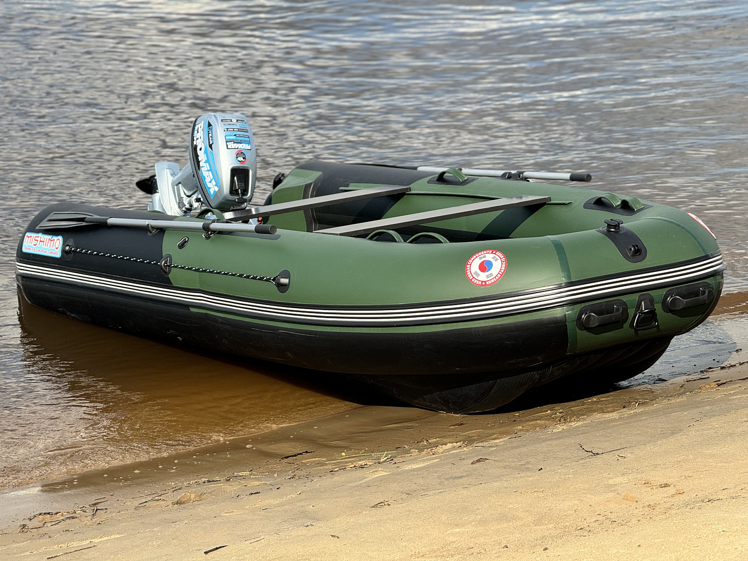 Лодка MISHIMO BIG FLOOR 400 в Уссурийске