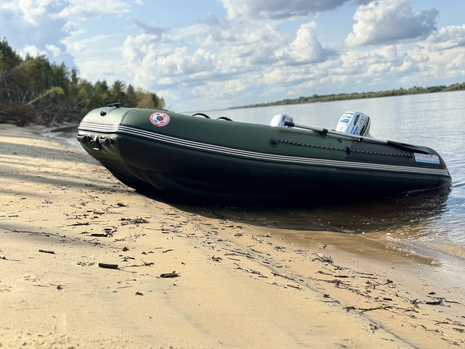 Лодка MISHIMO BIG FLOOR 400 в Уссурийске