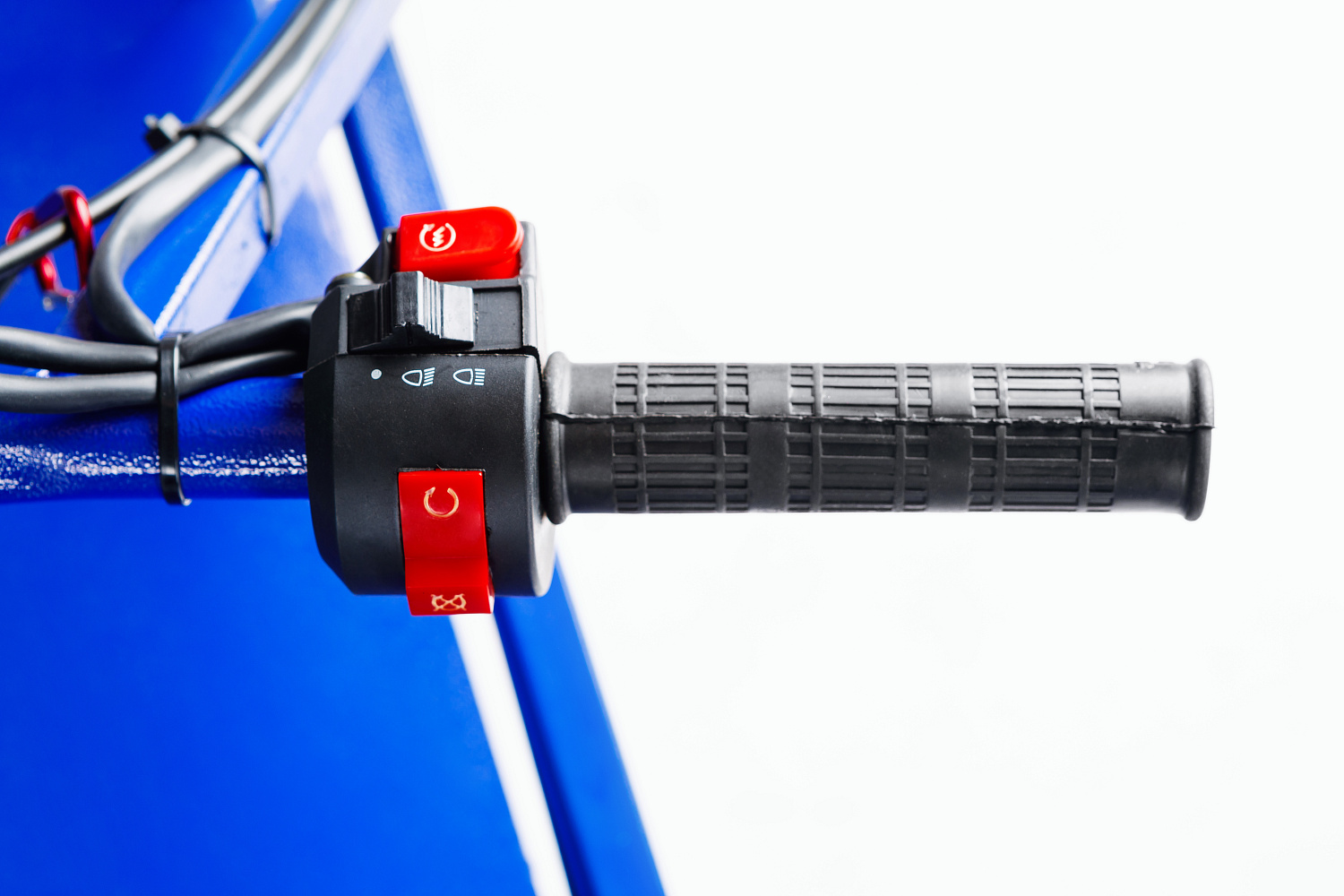 МОТОБУКСИРОВЩИК SNOW DOG 15 л.с. в Уссурийске