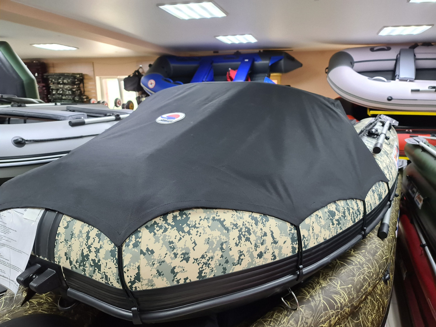 КОМПЛЕКТ НОСОВОГО ТЕНТА К ЛОДКЕ SMARINE AIR MAX 330 ЧЕРНЫЙ в Уссурийске