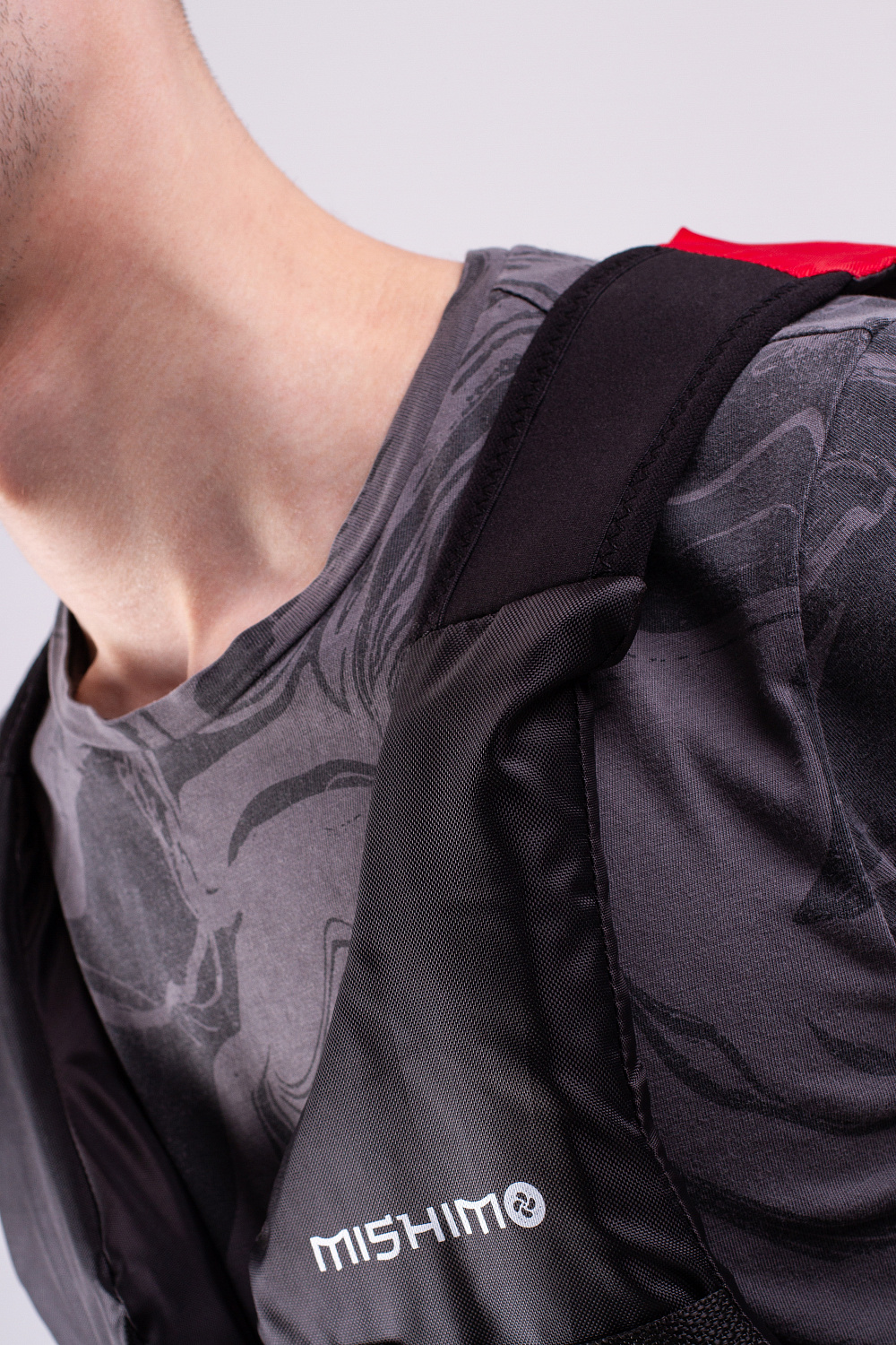 Жилет спасательный MISHIMO PRO Премиум качества Черно-красный в Уссурийске