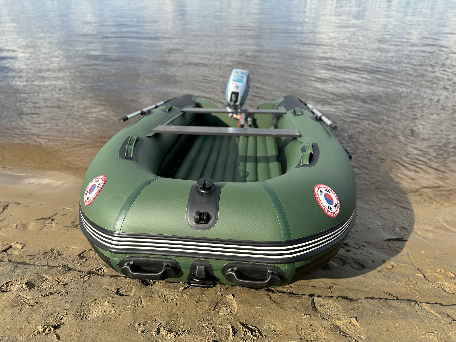 Лодка MISHIMO BIG FLOOR 380 в Уссурийске